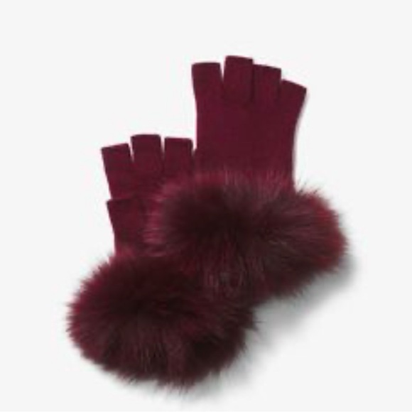 ❣️MK Fox fur set❣️ - Picture 7 of 7